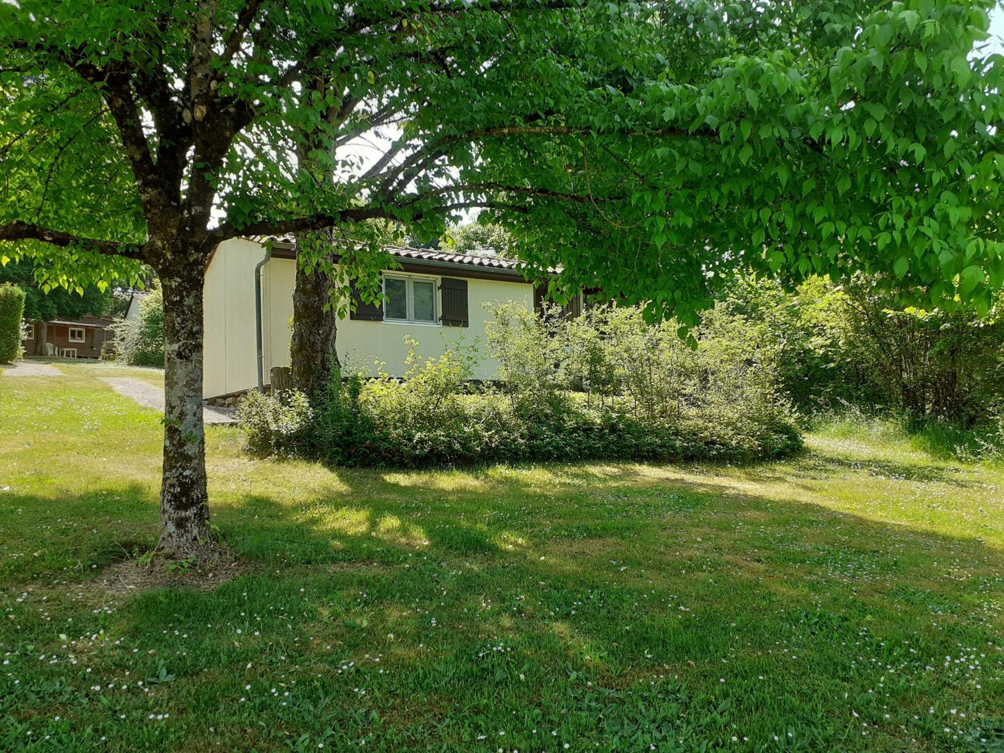 Camping Domaine Papillon Reyrevignes  Bagian luar foto